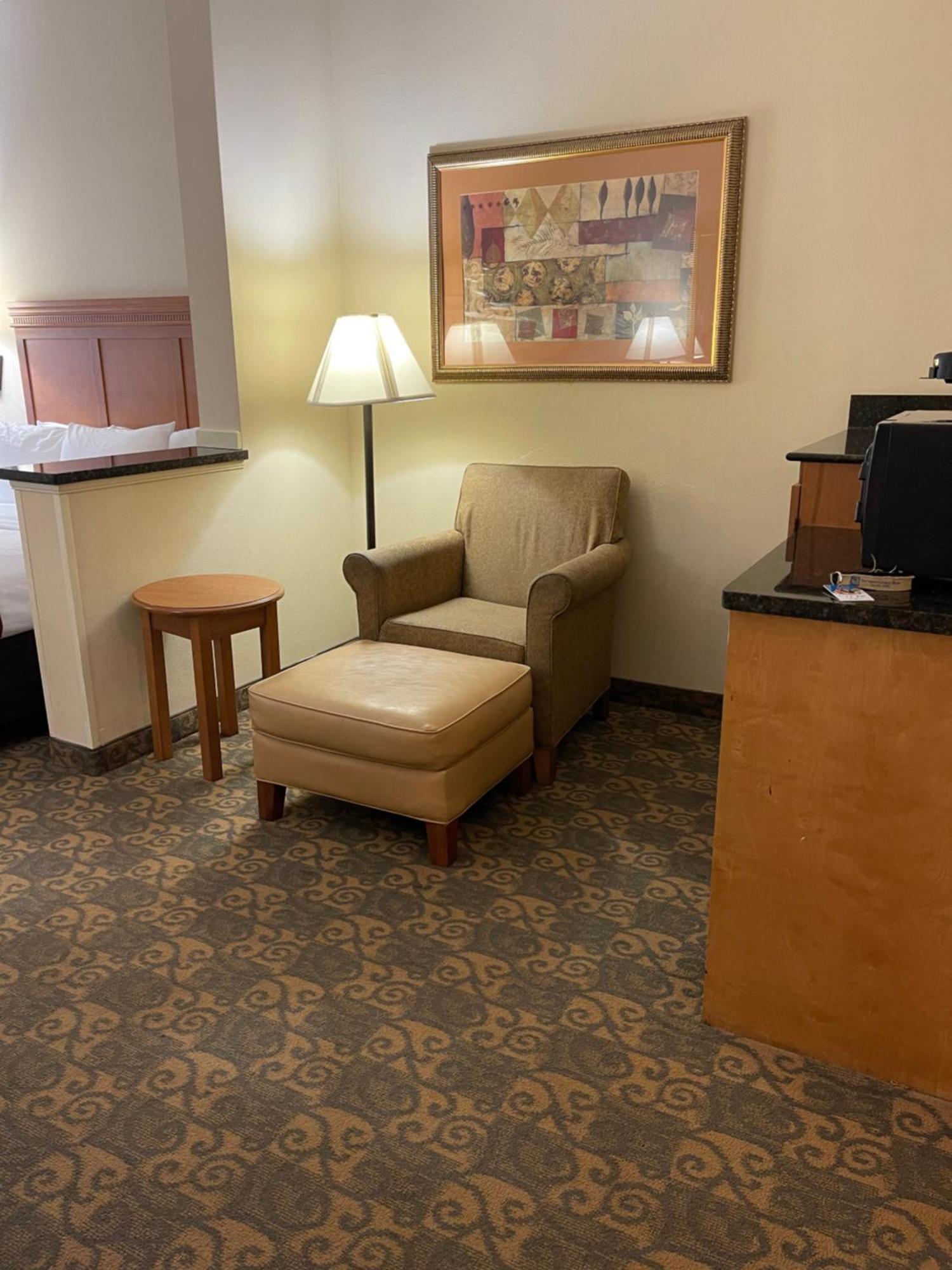 ולדוסטה Comfort Suites מראה חיצוני תמונה