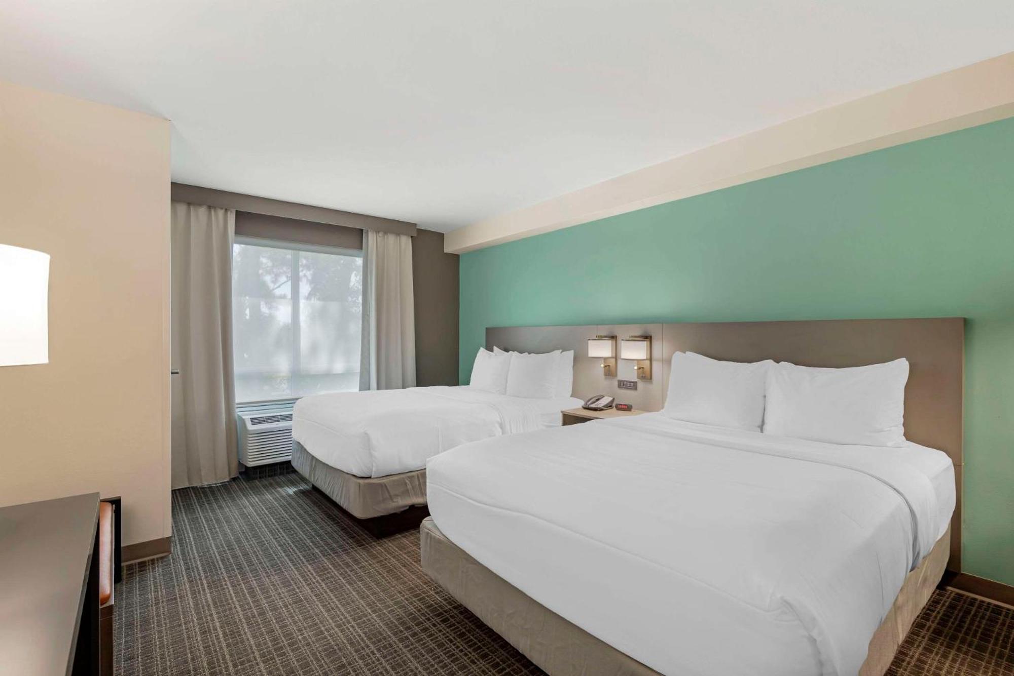 ולדוסטה Comfort Suites מראה חיצוני תמונה