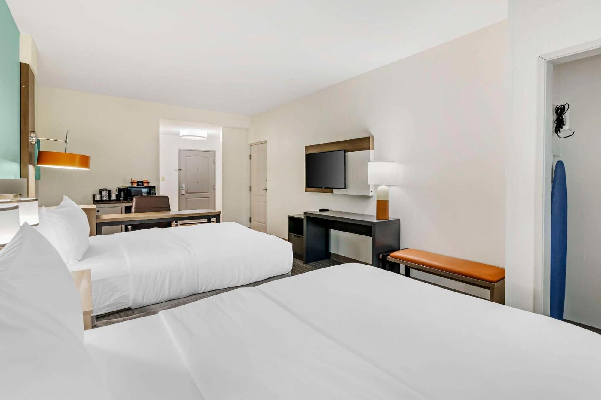 ולדוסטה Comfort Suites מראה חיצוני תמונה