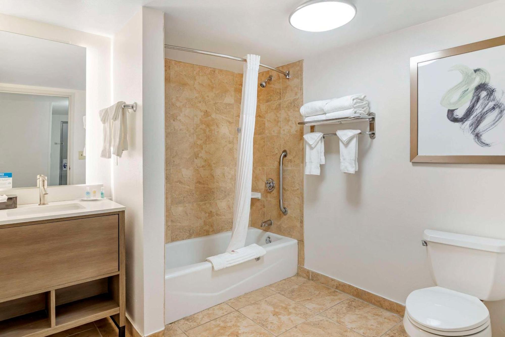 ולדוסטה Comfort Suites מראה חיצוני תמונה